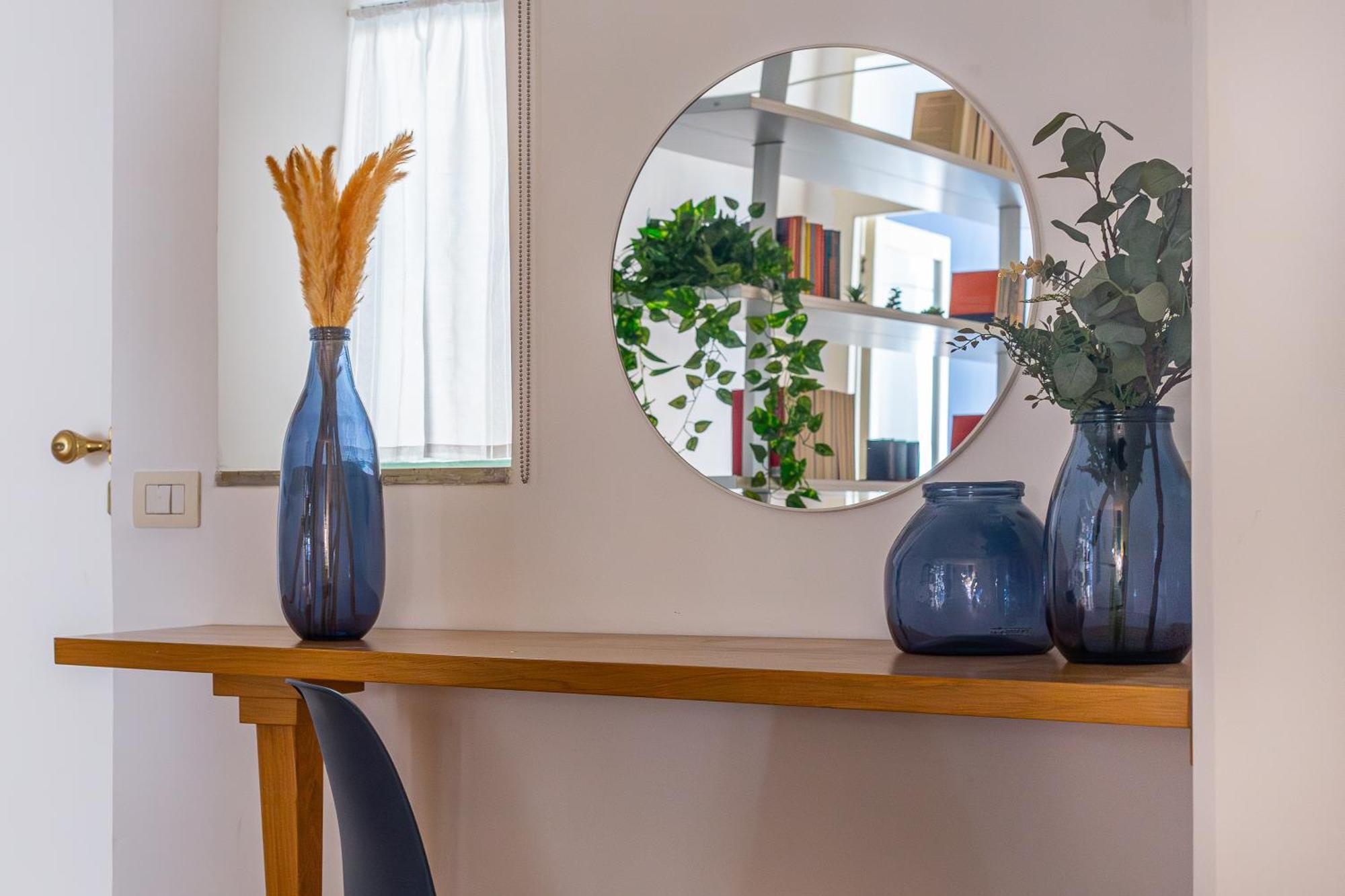 Iflat Discovering Monti - Charming And Modern Apartment